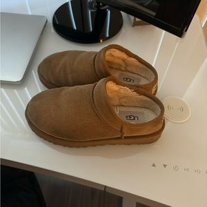 Uggs classic slipper. Used but still have a lot of life left. Size 6